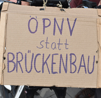 Schild ÖPNV statt Brückenbau