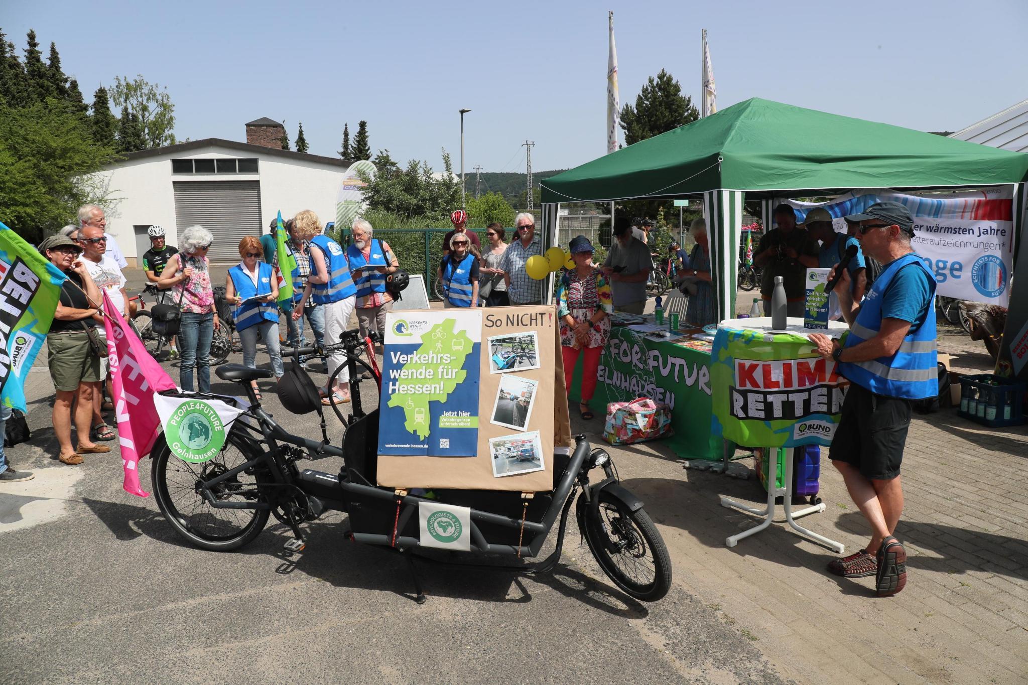 Fahrraddemo zum Glashaus 23