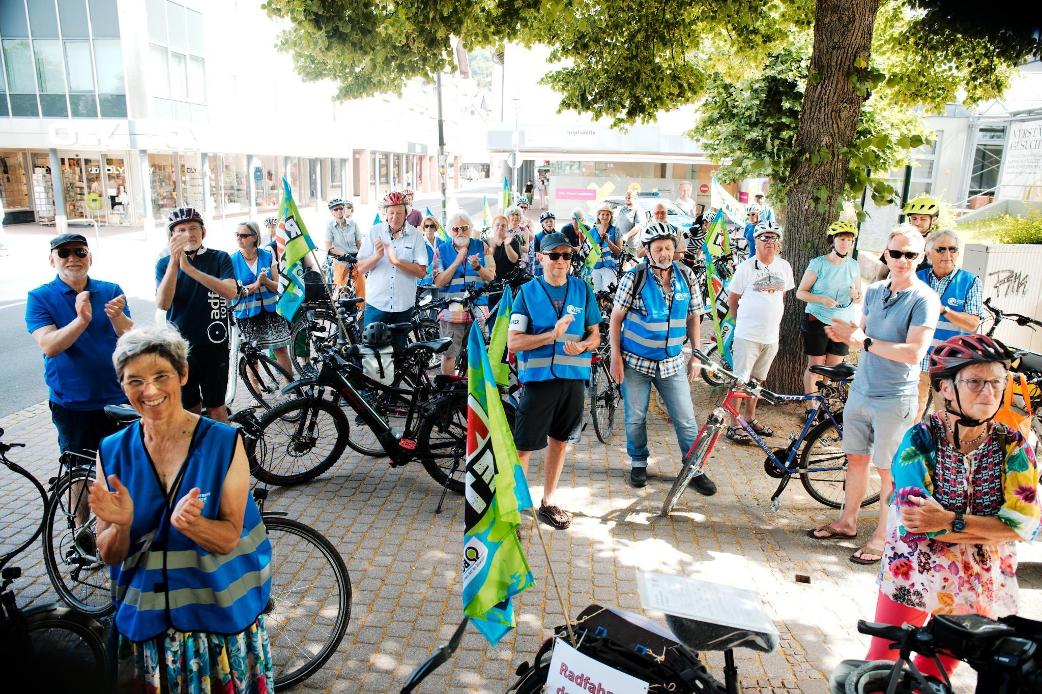 Fahrraddemo zum Glashaus 8