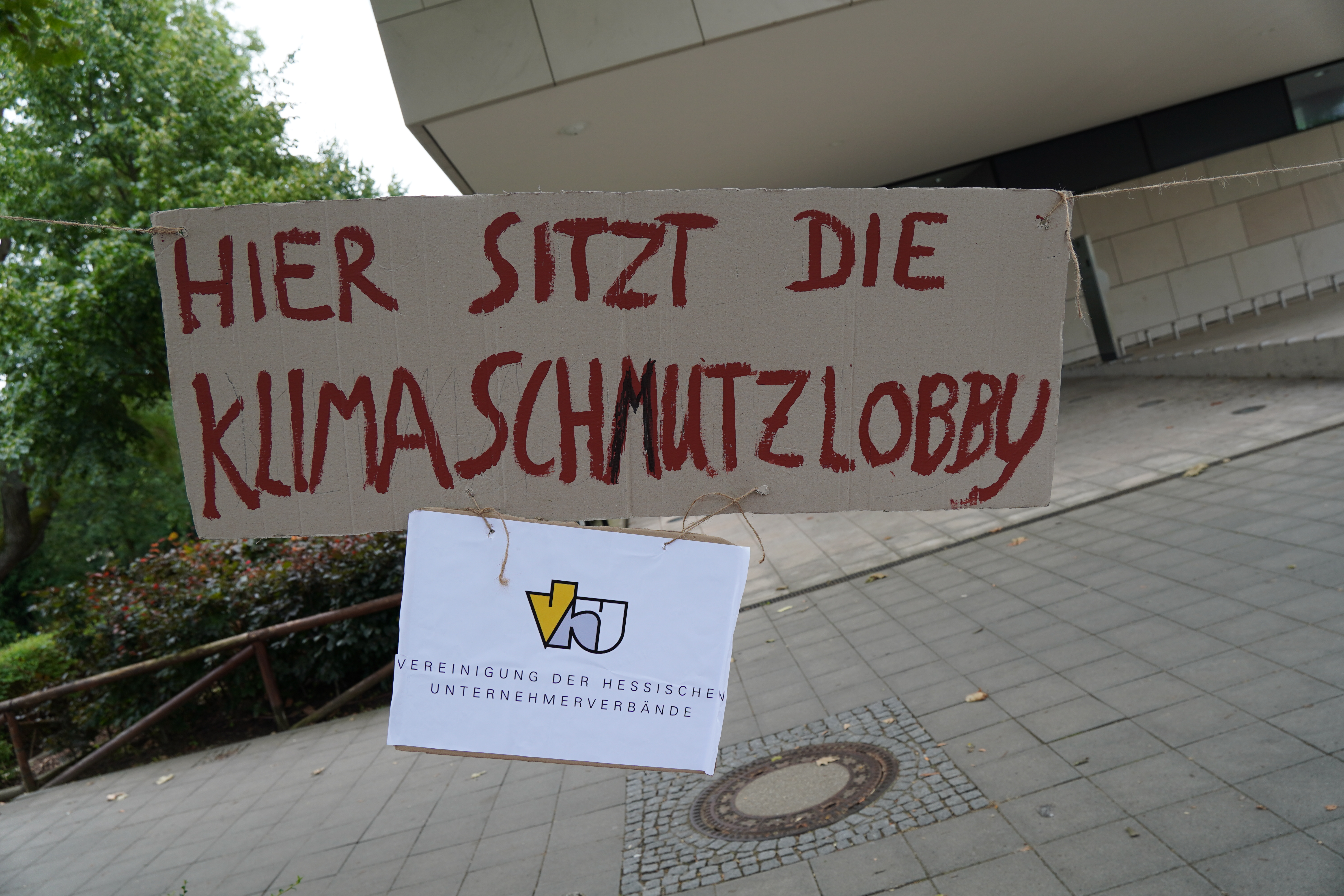 Rote Karte für die Klimaschmutzlobby