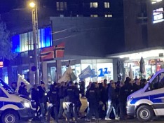 Wirmer-Flagge auf der Massendemo